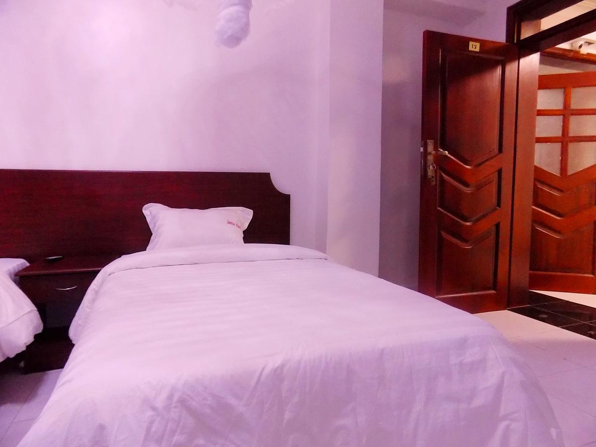 Sunrise Hotel Kampala Zewnętrze zdjęcie